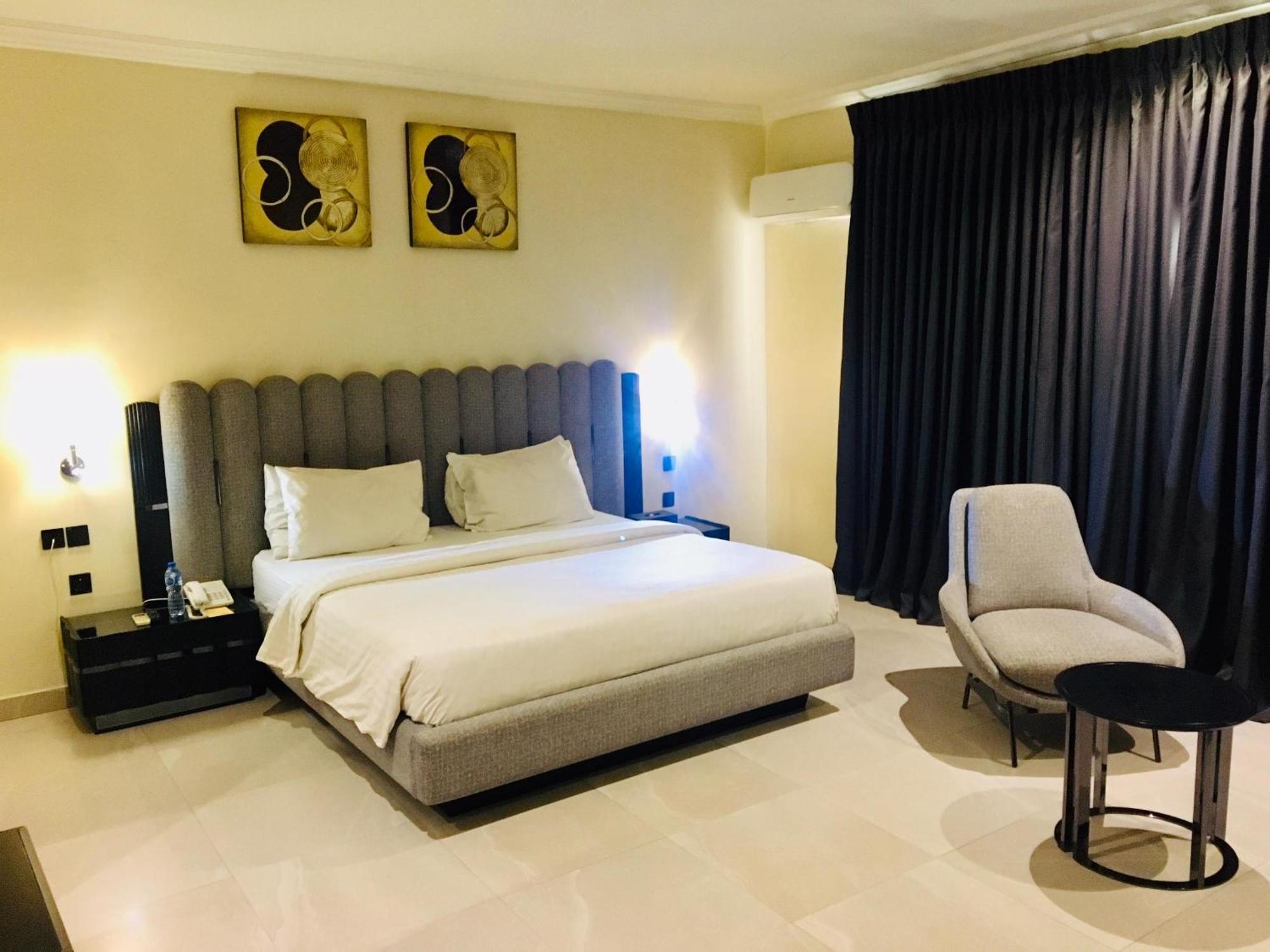 Summerset Continental Hotel Maitama By T E L E Hospitality Abuja Exterior foto